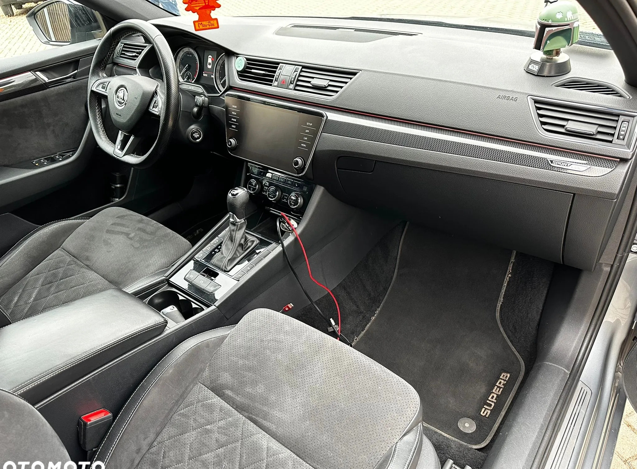 Skoda Superb cena 98398 przebieg: 181000, rok produkcji 2018 z Warszawa małe 92